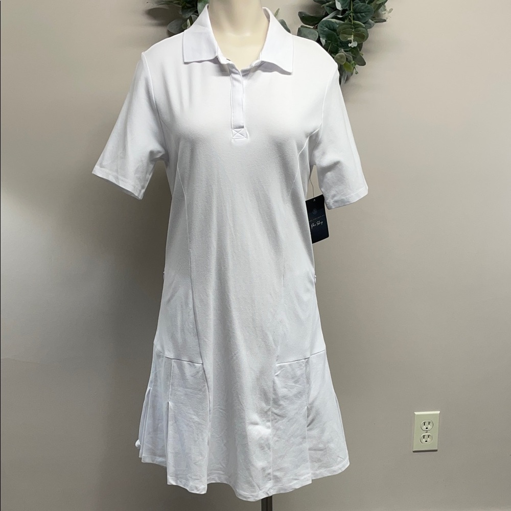 NWT SAGE Collective Pro Shop Short Sleeve Volley Stretch Sport Dress Pockets M